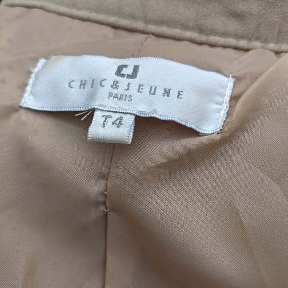Suede jacket designed in France - Picture 5 of 5